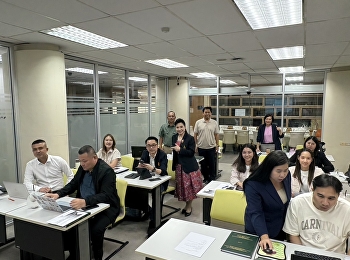 ประมวลภาพการจัดการเรียนการสอนรายวิชาDAD5303
ระเบียบวิธีวิจัยด้านการบริหารการพัฒนา
ปริญญาโท โดย  ผศ.(พิเศษ) ดร.สโรชินี
ศิริวัฒนา ในวันอาทิตย์ที่ 24 สิงหาคม
2568 เวลา 09.00-12.00 น.